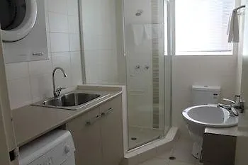 Adelaide Dress Circle Apartments - Childers Street 4*,